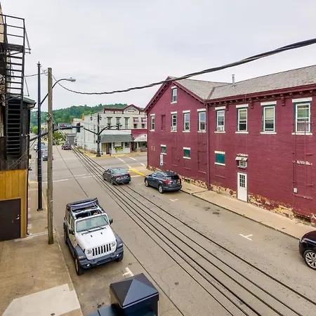 Appartement Downtown Millersburg Retreat With Sleek Interior!